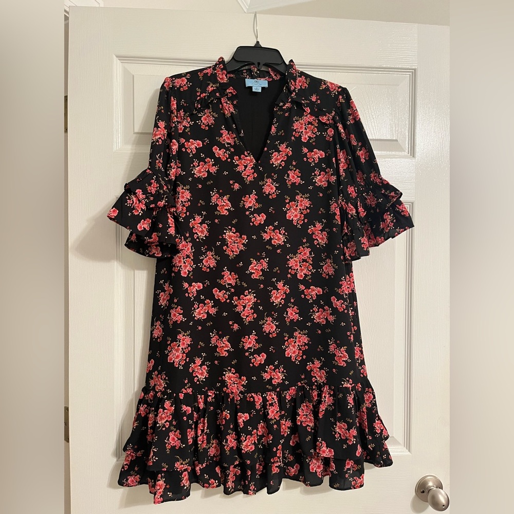 Women’s CeCe Black ruffled dress with pink flowers. Size medium.